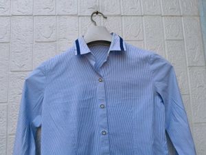New with tag Chic Striped Button-Up Blouse