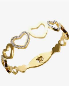 GOLD PLATED HEART BRACELET