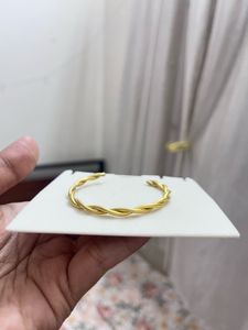 Twisted Gold Bangle Bracelet