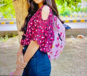 Chic Cold Shoulder Top🌺