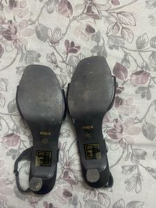 Stylish Black  Heel Sandals