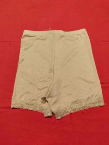 Marilyn Monroe Beige Lace Trim Shorts