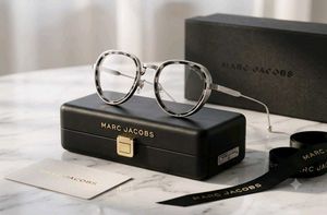 MARC JACOBS PREMIUM QUALITY UNISEX SUNGLASSES