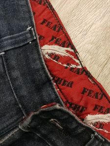 Feather Jeans Size 30 Sc0033