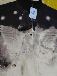 Unique Angel Graphic T-Shirt