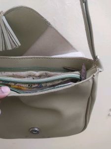 Stylish 💚green Crossbody Bag