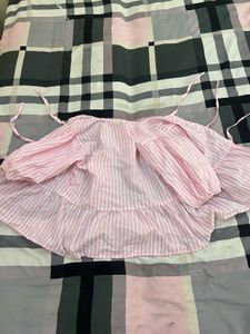 Size (M) Pink Striped Puff Sleeve Top