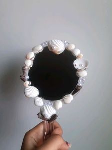 SEASHELL MIRROR