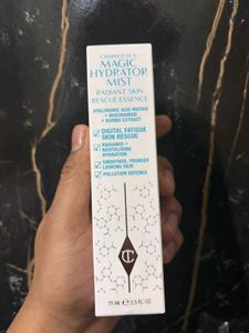 Charlotte tilbury magic hydrator mist