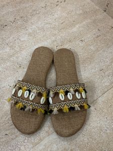 Boho Shell Slides