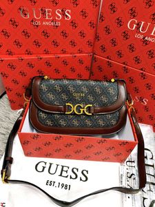 GUESS ZIPPER SLING BAG*  *12A PREMIUM QUALITY / NE