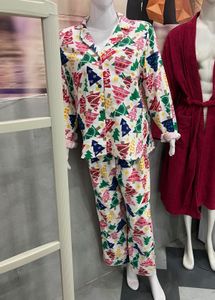 Old Navy Flannel Christmas Tree Print Nightset
