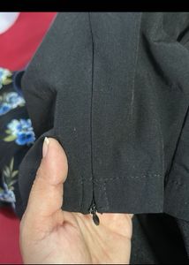 Black Tie-Shoulder Crop Top
