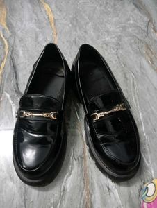 Chic Black Patent Loafers