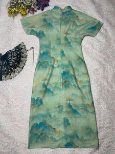Qipao dress