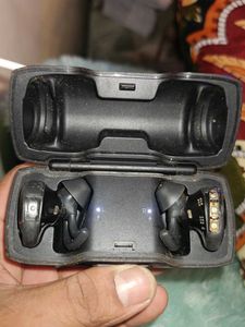 Bose Wireless Earbuds Charging Case