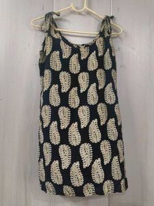 Stylish Black Paisley Print Kurta