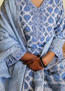 Blue Paisely Print Kurta Pant Set(S) (no duppata