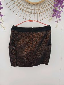 Animal Print mini skirt with pocket