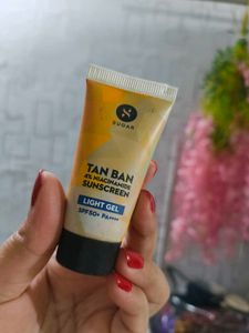 Sugar Tan Ban 4% Niacinamide Sunscreen