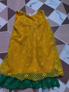 Yellow 🟡💛 Green 💚 Top