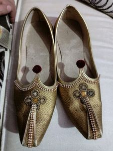 Men Jaipuri Juti
