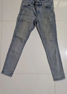 Light Wash Skinny Jeans