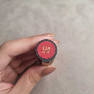 L'Oreal Paris Rouge Signature Matte Lipstick