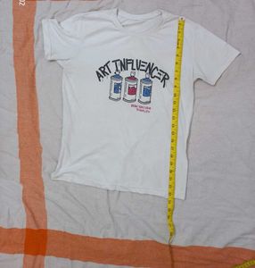 Art Influencer Graphic T-Shirt