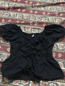 Chic Black Puff Sleeve Top