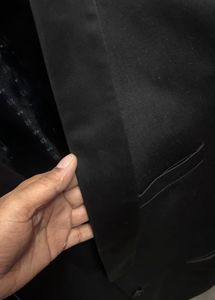 Brand New Men's Black Tuxedo Suit