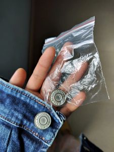 Levi's Denim Jacket (Brand New)