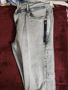 Men's Grey Washed Jeans