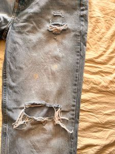 Distressed Wide Leg Jeans