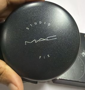 MAC Studio Fix Powder Plus Foundation