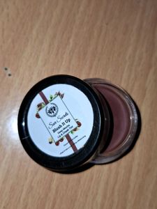 2 Lip &amp; Cheek Tints. A free lipstick.
