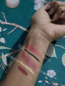 Just Herbs Glam Box 5 Products