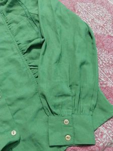 ruffle shirt top