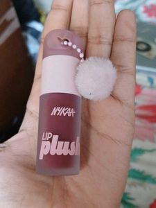 Nykaa Lip Plush Matte Lipstick
