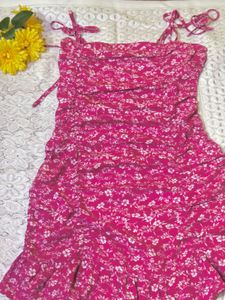Chic Floral Ruched Mini Dress