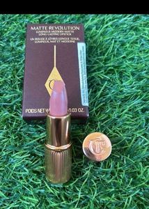 Charlotte Tilbury Matte Revolution Lipstick