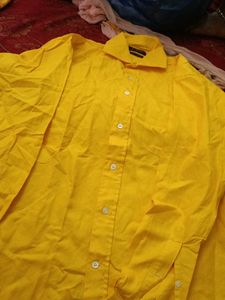 Men's Yellow Button-Up Shirt