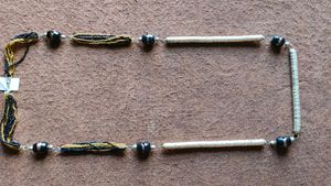 antique nackless