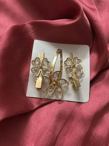 Scrunchies &amp; Clips