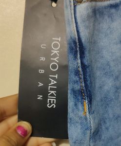 Tokyo Talkies Women Casual Skirt. New With Tag.