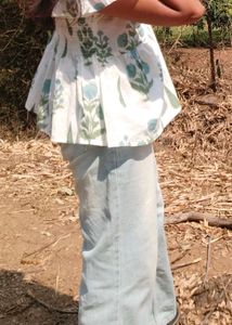 Chic Smocked Floral Print Top