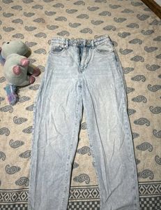 Light Wash Relaxed Fit Denim Jeans