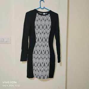 Black &amp; White Printed Bodycon Dress