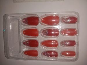 Artificial Nails With Nail Tabs