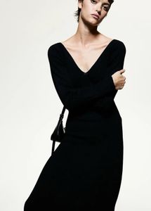 Elegant Black Long Sleeve V-Neck Dress